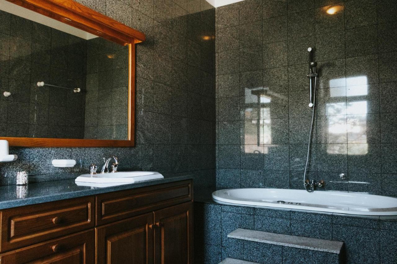 Casa Dos Vales - Luxury Villa Penafiel Zewnętrze zdjęcie